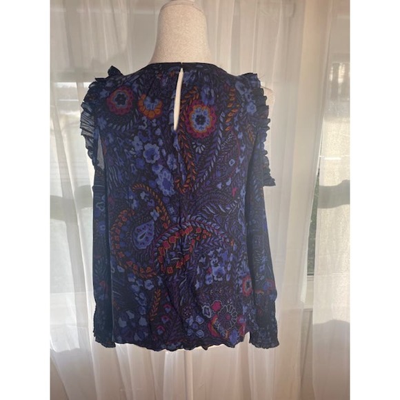 Loft Size X-Small Cut-Out Shoulder Blouse Blue Floral - Picture 3 of 5